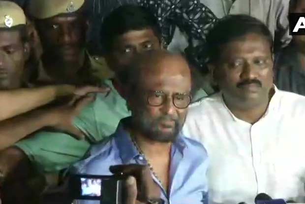 Rajinikanth visits Kauvery Hospital to meet Karunanidhi