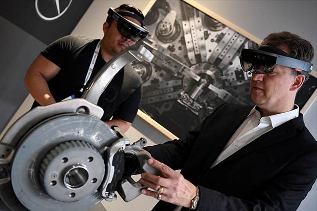 Global spend on AR to reach 27 billion USD in 2018: IDC