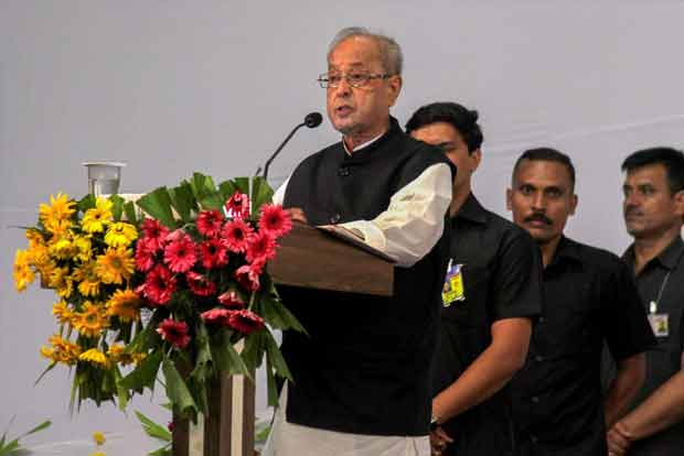 Hatred and intolerance dilutes national identity, Pranab at RSS hq, calls for dialogue