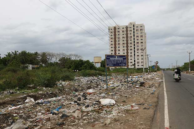 Citizen Connect: No end in sight for garbage menace on Link Road, residents call for source segregation