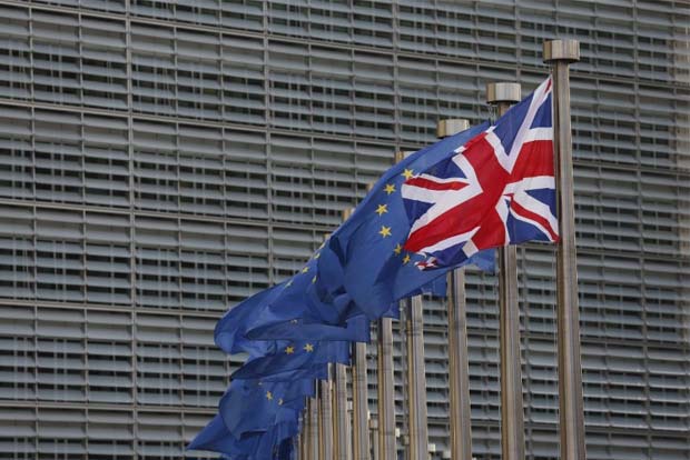 EU starts proceedings against Britain over customs fraud