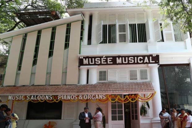 A meeting point for several musicians