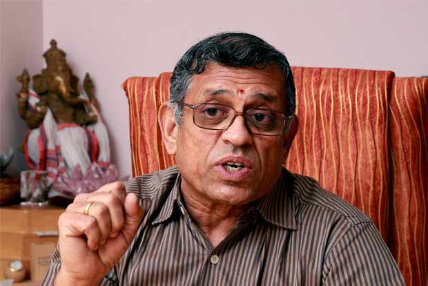 Stand-off between govt and RBI not a good situation: S Gurumurthy