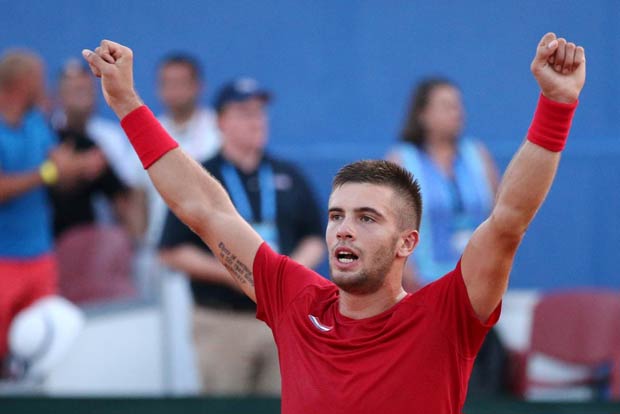 Coric ousts Wawrinka in Shanghai opener, Klahn stuns Kyrgios