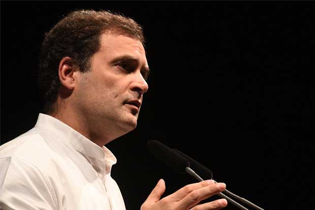 Rahul Gandhi enquires about Parrikars health