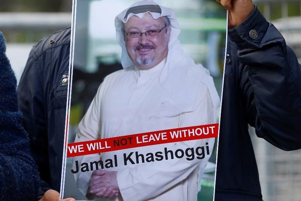 Saudi King steps in as Riyadh defends itself in Khashoggi case Saudi King steps in as Riyadh defends itself in Khashoggi case