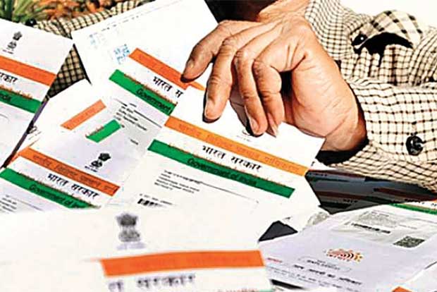 Government asks telcos to stop using Aadhaar eKYC for verifying users
