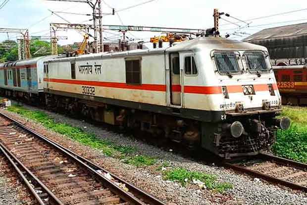 Scan QR codes at stations to buy unreserved train tickets