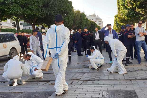 Woman suicide bomber wounds 9 in Tunis: Ministry