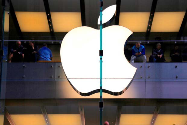 Apples self-driving car meets with its first accident Apples self-driving car meets with its first accident