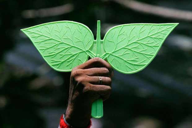 AIADMK announces meetings against DMK, Congress over Lankan war