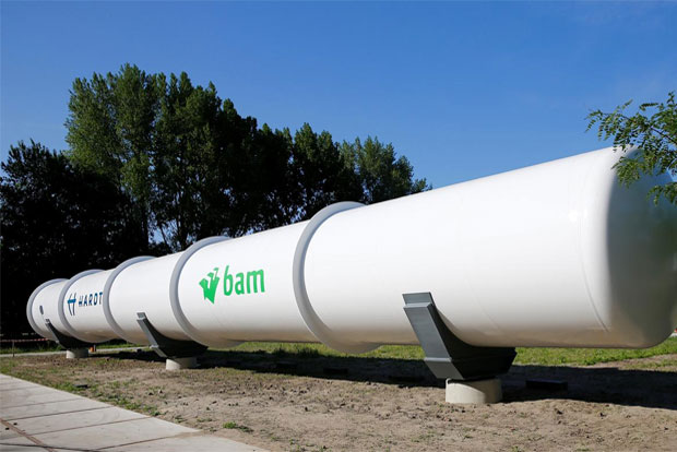 How the hyperloop system works