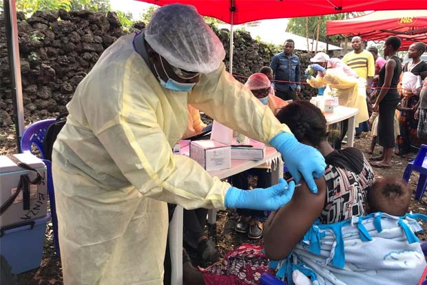 Rwanda seals Congo border after third Ebola case in Goma