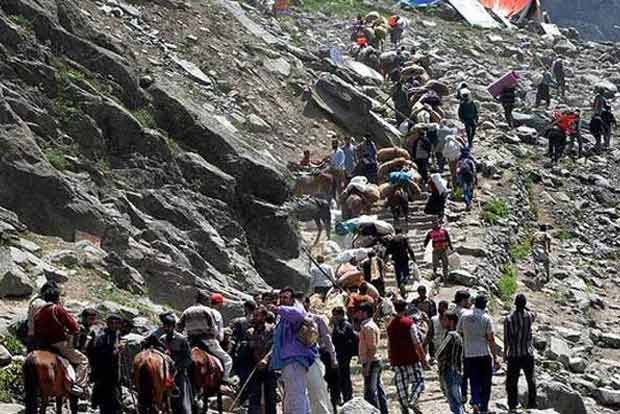 India accuses Pakistan-backed militants of targeting Hindu pilgrims in Kashmir