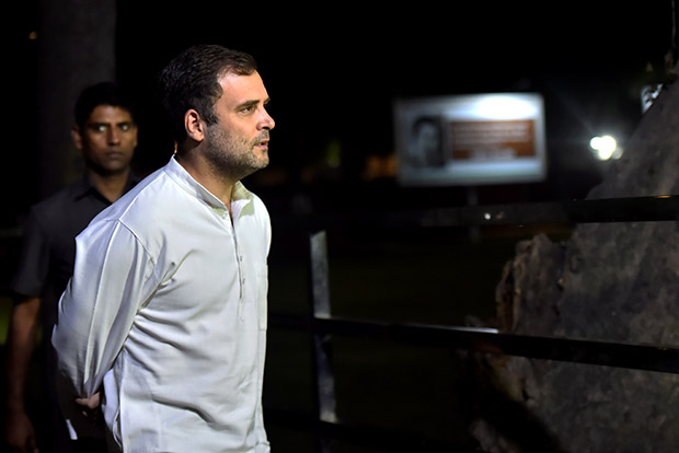 Sonia Gandhi to be interim Congress chief, confirms Azad