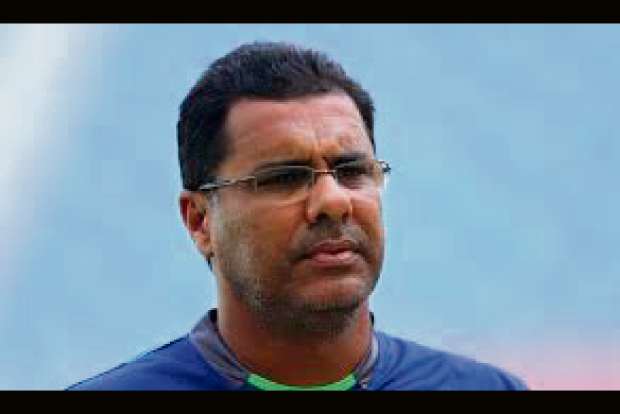 Waqar applies for Pakistan bowling coachs job: Reports