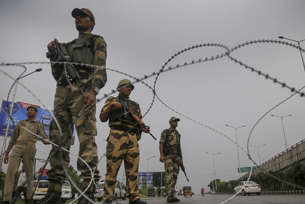 Pakistan observes Kashmir Hour to express solidarity with Kashmiris