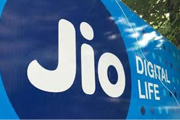 Jio joins tariff hike bandwagon, rates raised up to 40 pc Jio joins tariff hike bandwagon, rates raised up to 40 pc