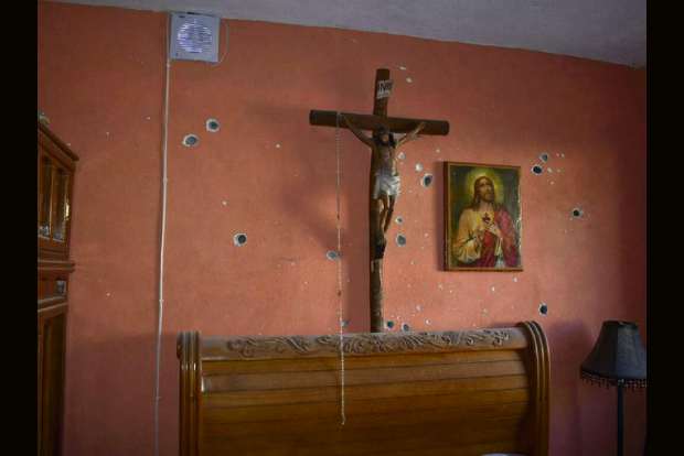Death toll rises to 21 after attack on Mexican town