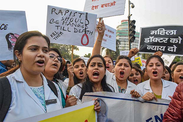 MPs condemn Hyd rape, demand death penalty