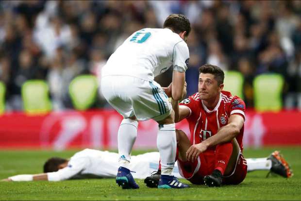 Too late to play for Real Madrid, says Lewandowski