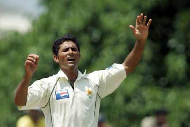 Virat consistent but not in same class as Sachin: Razzaq