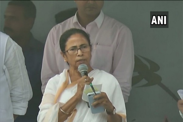Will fight the battle: Mamata steps up attack on Bengal Guv