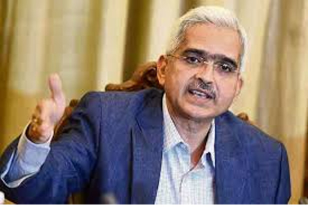 RBI holding repo rate bodes well for savings: Economists RBI holding repo rate bodes well for savings: Economists