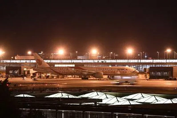 US drops plan to face scan international travellers