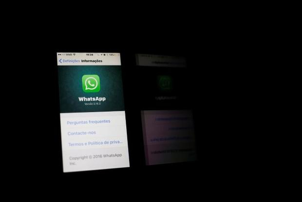 WhatsApp adds call waiting feature