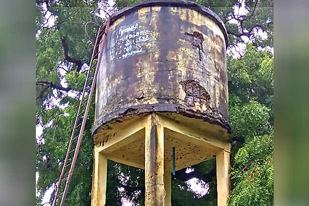 Demolish dilapidated overhead tank: Olaiyur locals Demolish dilapidated overhead tank: Olaiyur locals