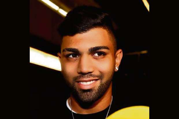 Flamengo striker Barbosa wins Brazils Golden Ball Flamengo striker Barbosa wins Brazils Golden Ball