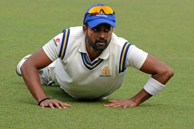 Ranji Trophy: Vinay Kumar joins elite 400-wickets club