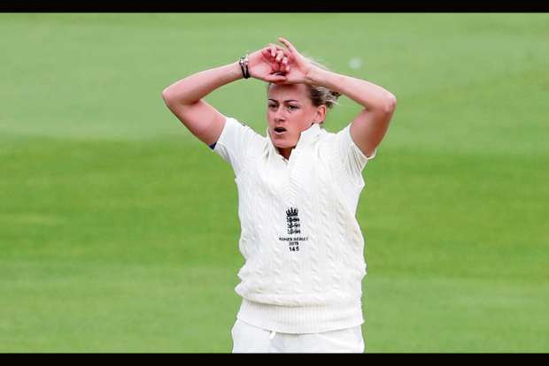 England off-spinner Laura March announces international retirement
