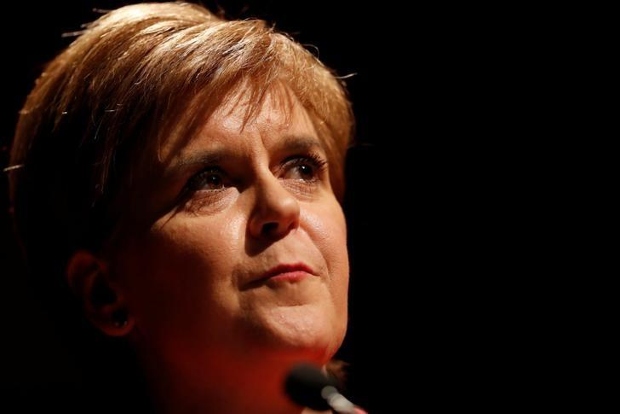 Sturgeon in Scotland independence move