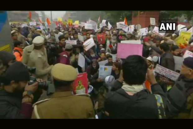 CAA protests at Jama Masjid: DMRC shuts old city stations CAA protests at Jama Masjid: DMRC shuts old city stations