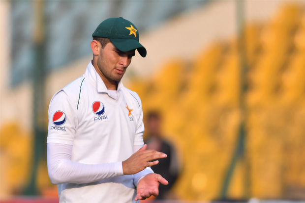 Pakistan fightback after Shaheens five-fer in second Test