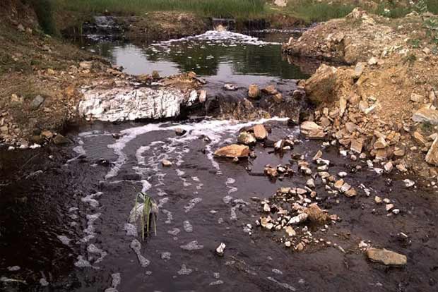 Citizen Connect: Unscientifically converted landfill pollutes Agaramthen ryots’ nearest source of irrigation Citizen Connect: Unscientifically converted landfill pollutes Agaramthen ryots’ nearest source of irrigation