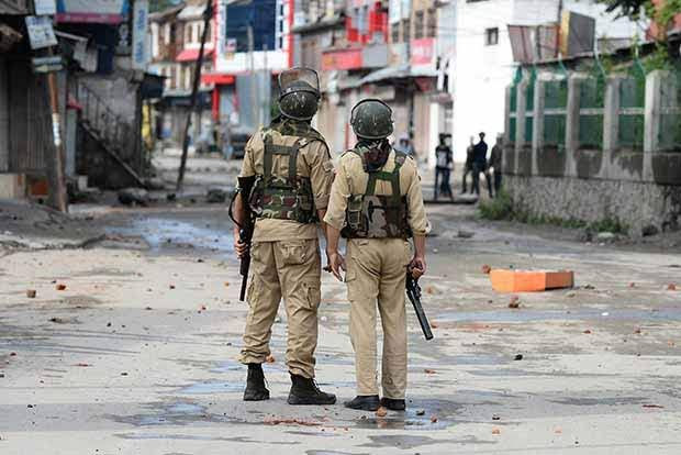 Two policemen injured in mysterious firing in J-Ks Kishtwar
