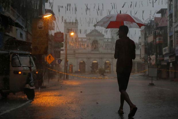 2 dead, over 65,000 affected by SL heavy rains