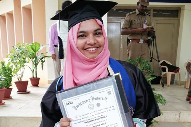 Barred from convocation ceremony, Muslim student rejects gold medal Barred from convocation ceremony, Muslim student rejects gold medal