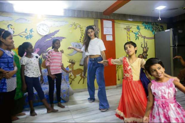 Mouni Roy turns Santa Claus for HIV-afflicted kids