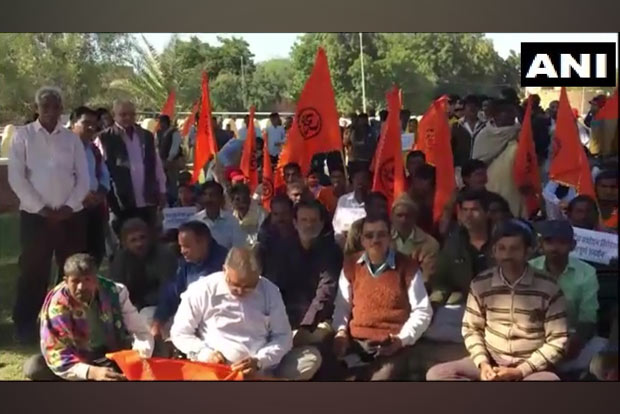 Please understand our pain, dont protest against amended citizenship law: Pak Hindus