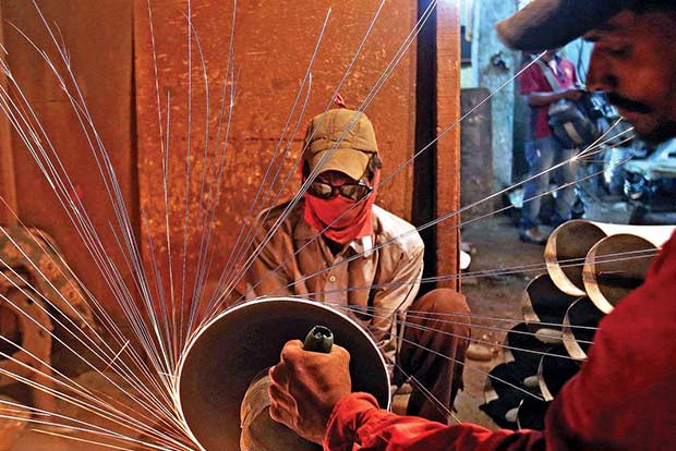 Centre to extract USD 2 trn output from MSMEs