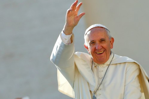 Pope Francis kicks off Christmas celebrations with midnight Mass