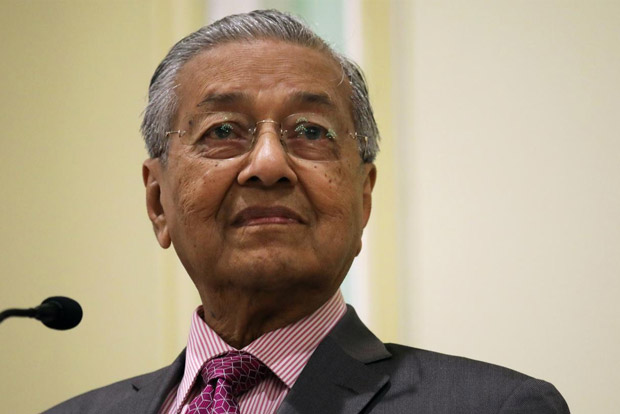 Malaysian Senate Prez asks Mahathir to introspect before criticising India
