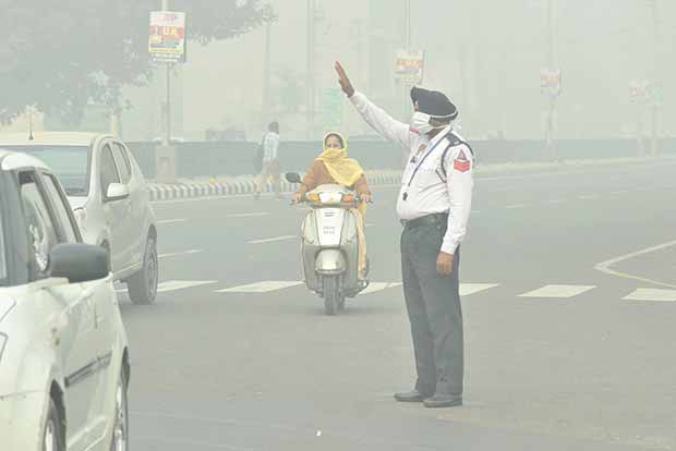 Delhi air pollution in 2019: A year of contrasting skylines Delhi air pollution in 2019: A year of contrasting skylines
