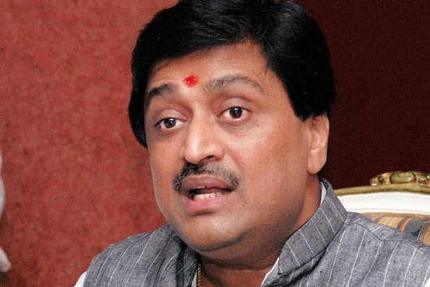 Chavan asks Fadnavis to apologise for dog barb at Opposition