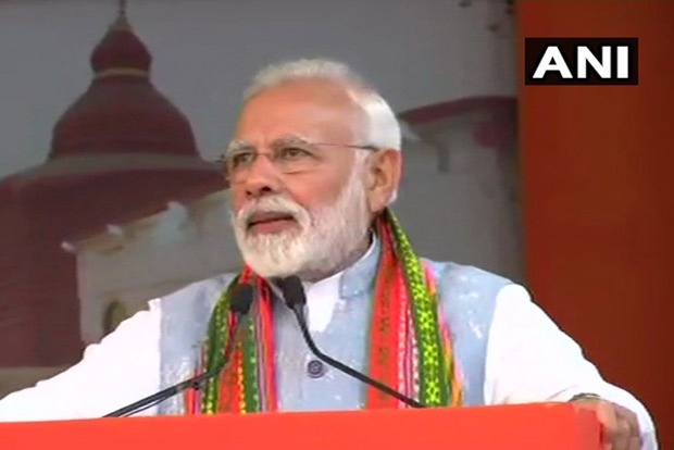 PM flays local newspapers for giving prominence to other issues than development