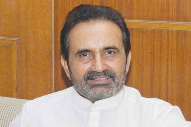 Gohil says he wont pursue action against CM Rupani